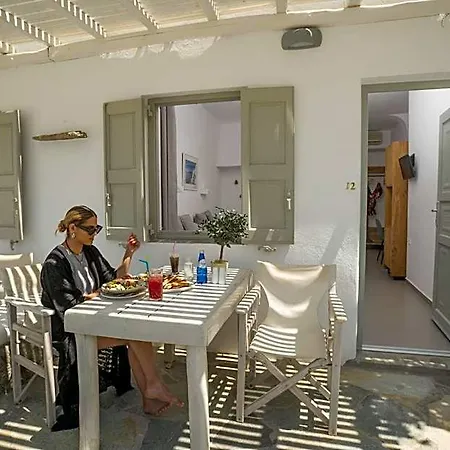 Agia Anna Beachfront Boutique Hotell *