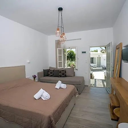 Agia Anna Beachfront Boutique Hotell